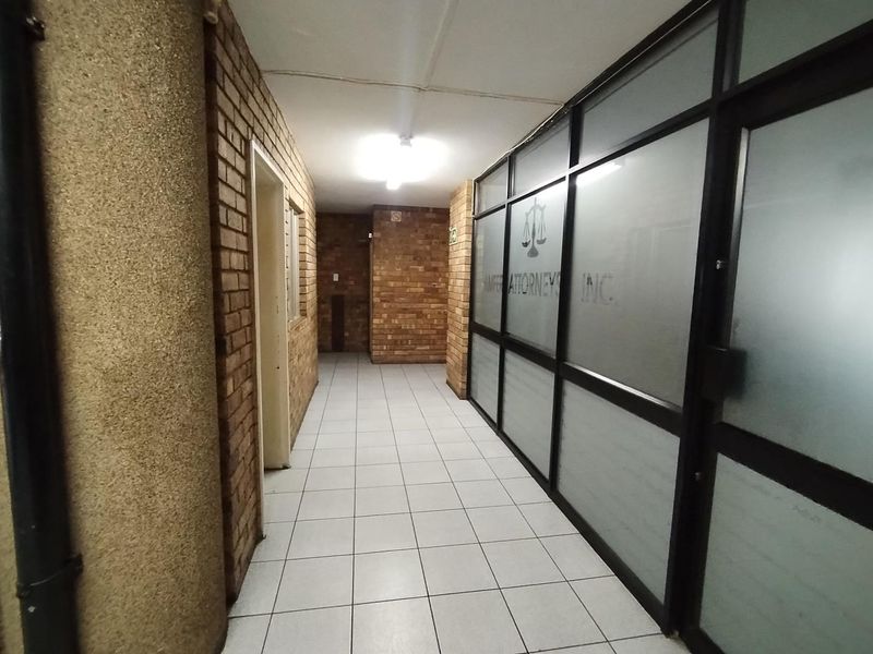 Arcadia: Offices to let, Close to Hamilton from R40 per Sq meter - Photo 2