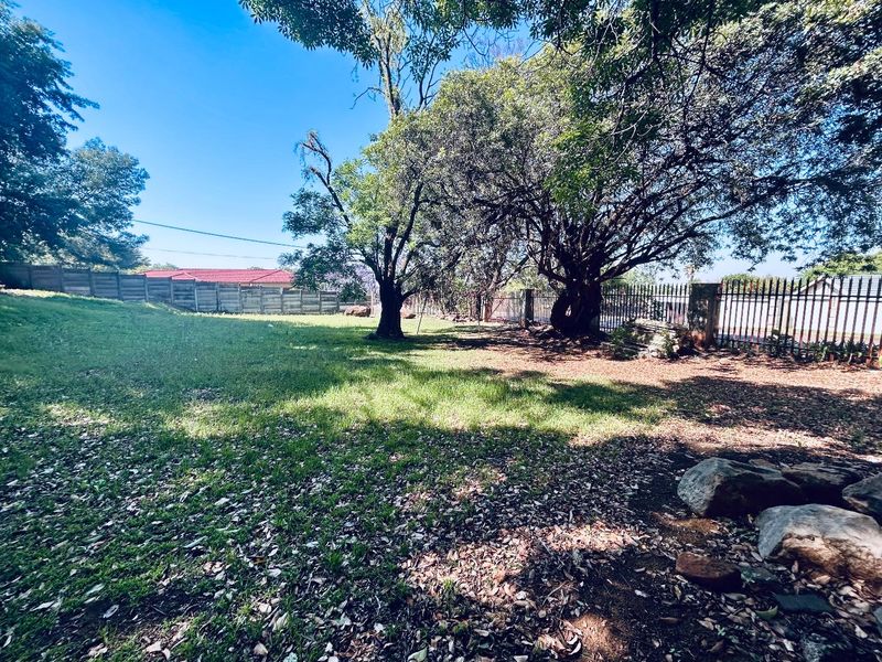 4 bedroom house house for sale in vryheid - Photo 4