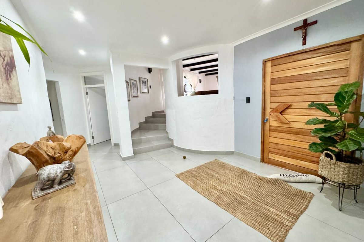 Hendra Estates - Exquisite, Large Family Home For Rent In Umhlanga!! - Photo 3