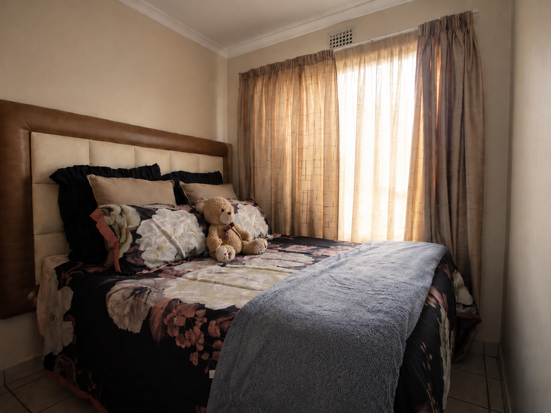 3 Bedroom house for sale in Clayville, Midrand Village Estate - Photo 4
