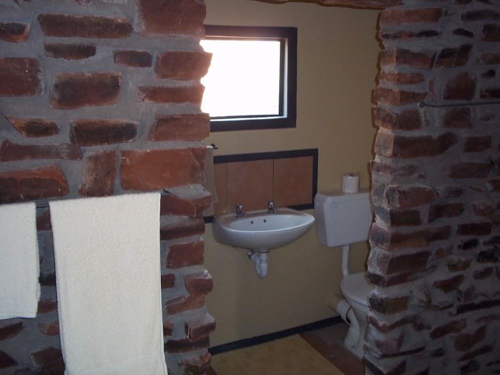 Another view of the chalets bathroom