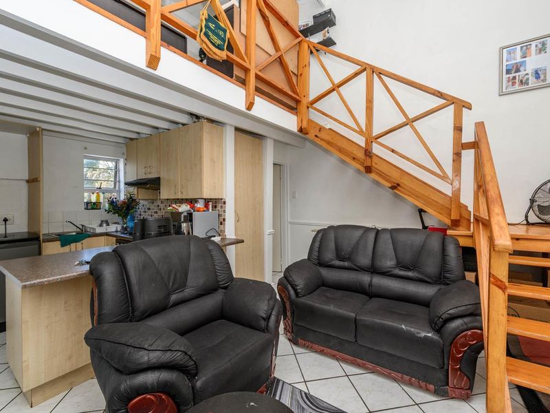 Humewood - Priced to Sell - R550 000 - Photo 9