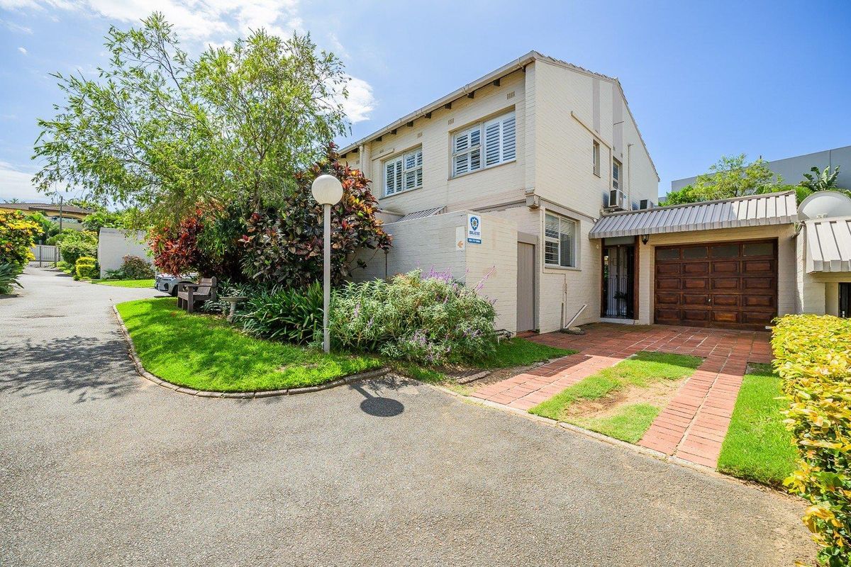Hendra Estates -NEW ON THE MARKET! Stunning, Pet-Friendly Townhouse For Sale In Prime Umhlanga - Photo 2