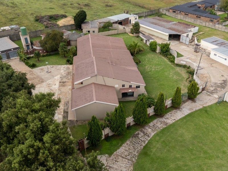 MIXED USE AGRICULTURAL HOLDING WITH WAREHOUSE & MULTIPLE DWELLINGS - Photo 6