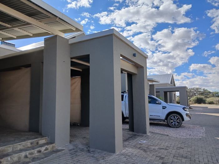 Property #2505161, Townhouse For Sale in Omeya Golf Estate