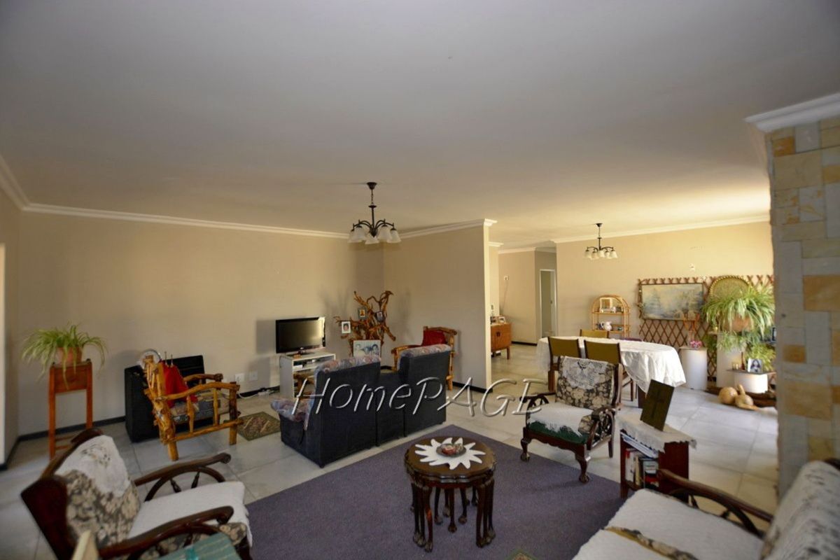 Ext 10, Henties Bay:  Spacious home at the right price is for sale - Photo 4