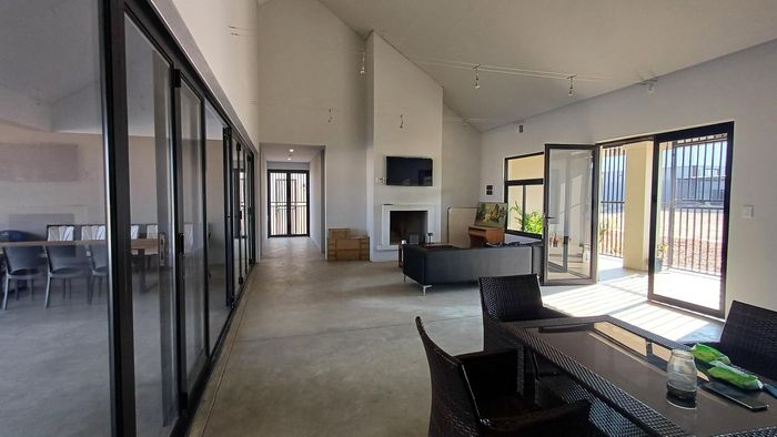 Property #2486658, Farm Rental Monthly in Daan Viljoen