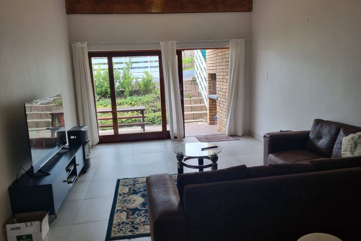 This property offers sophistication, comfort and safety in one of the most sought- after areas. - Photo 2