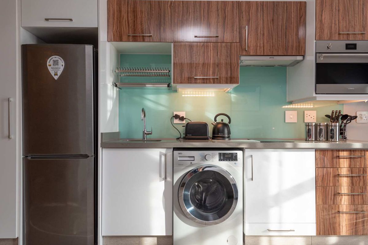 STUDIO APARTMENT FOR SALE - Photo 4