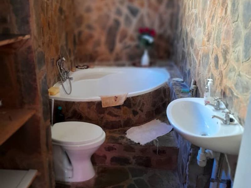 Beautiful House For Sale in Khomasdal - Photo 4