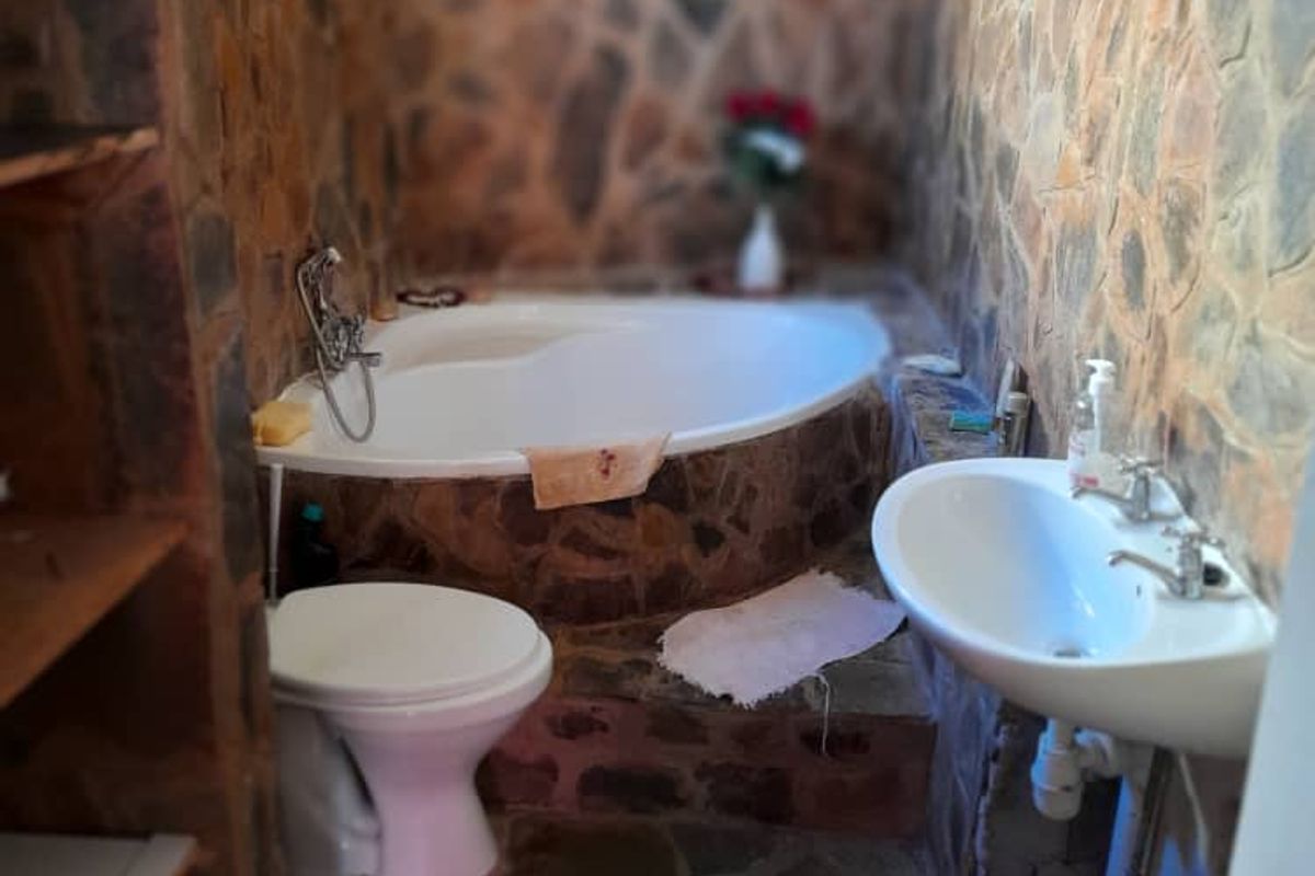 Beautiful House For Sale in Khomasdal - Photo 4