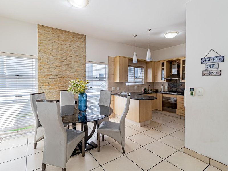 Modern Luxury Meets Secure Estate Living in the Heart of Ferndale - Photo 6