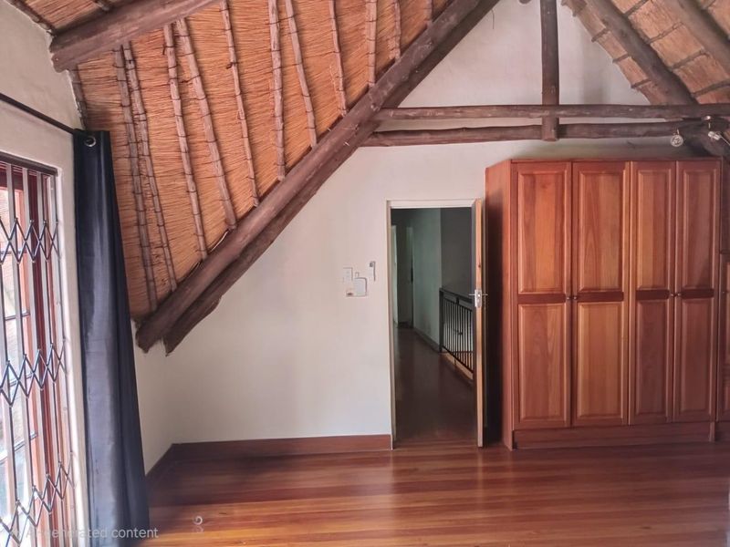 Spacious 4-Bedroom Family Home with Pool, Lapa & Entertainment Area - Photo 10