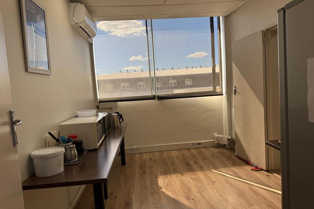 Prime Office Space Available in Rivonia Boulevard - Photo 5