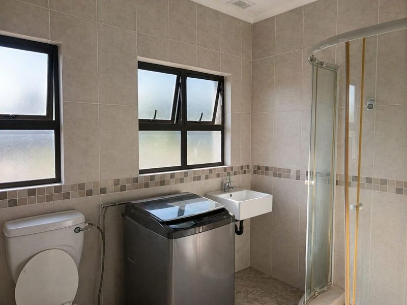 Well Priced Simplex in Ocean View Bluff - Photo 8