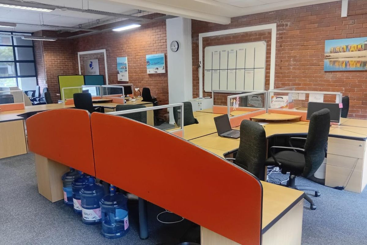 58m2  to Let | Old Warehouse Building | Black River Park | Observatory - Photo 2
