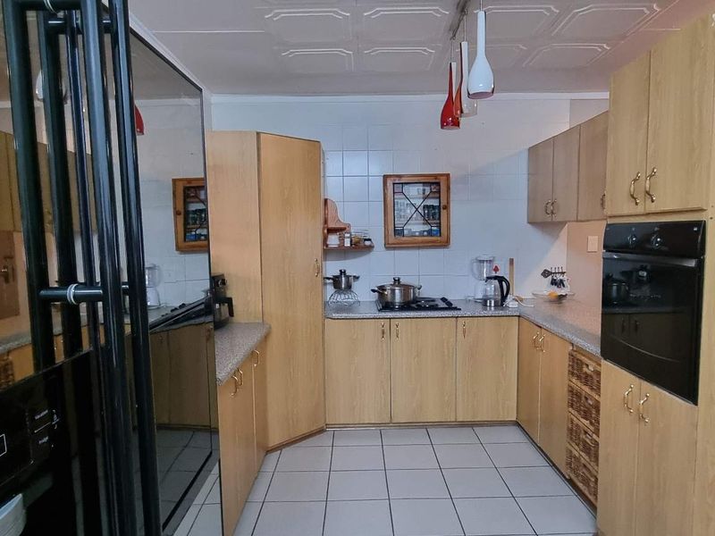 SPACE, COMFORT AND NEW BEGINNINGS - Photo 3