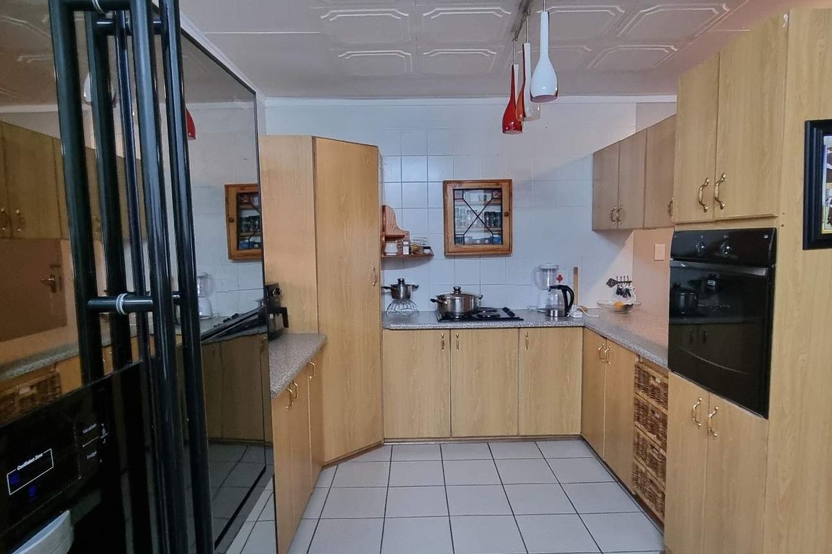 SPACE, COMFORT AND NEW BEGINNINGS - Photo 3