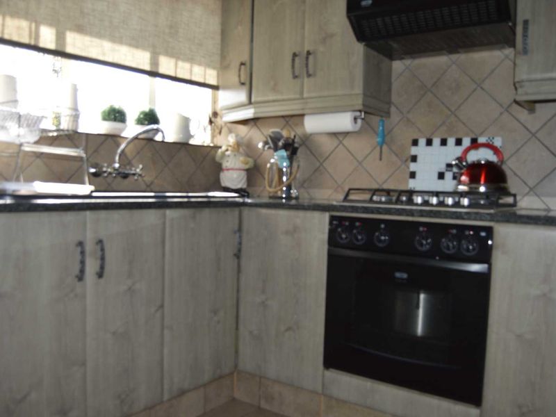 A HIDDEN GEM IN SHANGRILA - Photo 5