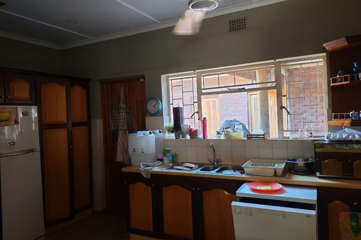 Prime Business Development Property in Addo - Photo 3