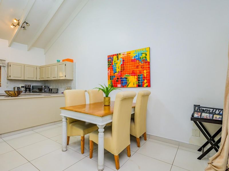 Immaculate 3-Bedroom Oasis! - Photo 10