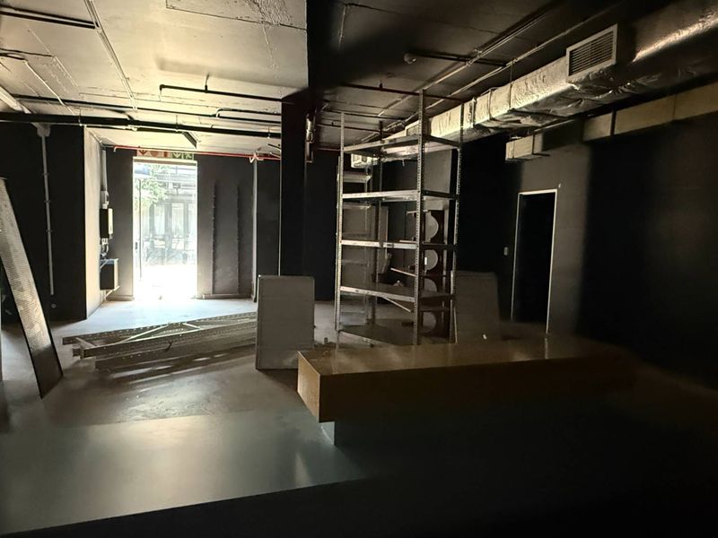 177m2 ground floor retail unit to let in Wembley Square - Photo 5