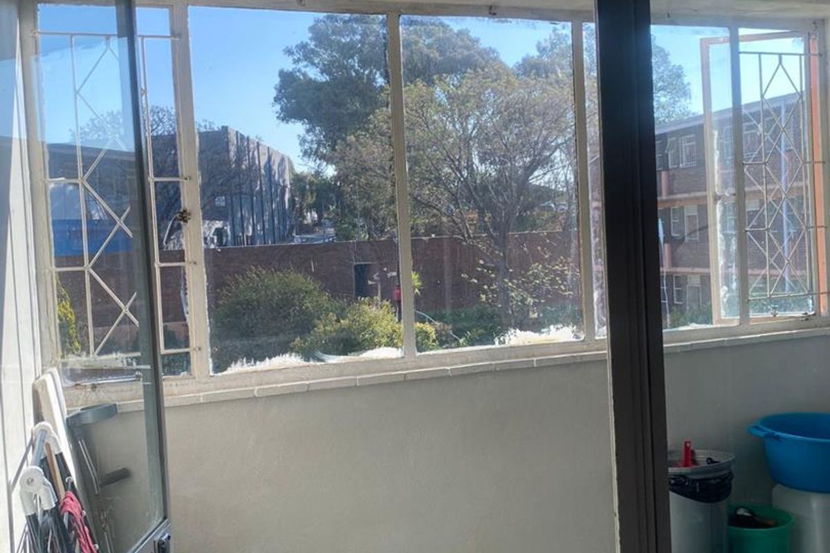 Charming 1.5 Bedroom Apartment – Ideal for First-Time Buyers or Investors! - Photo 5