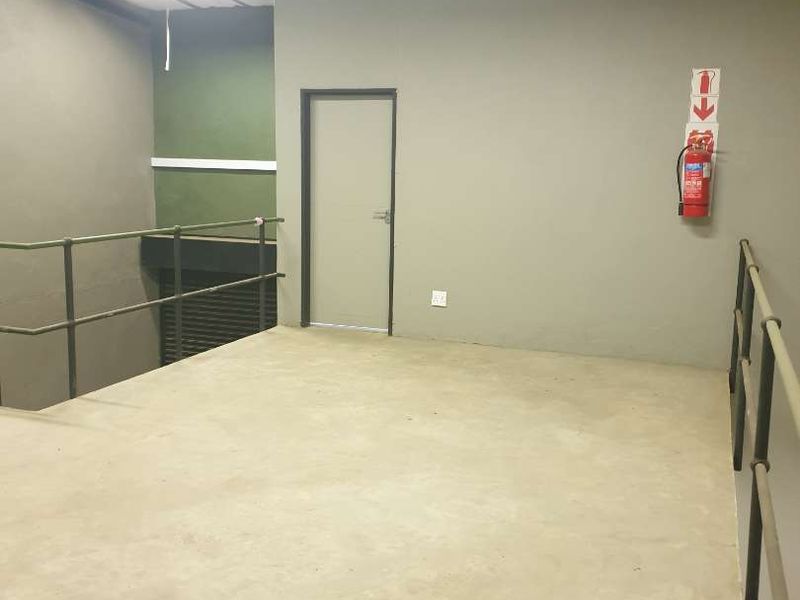 PROSPERITA WAREHOUSE TO LET - Photo 6