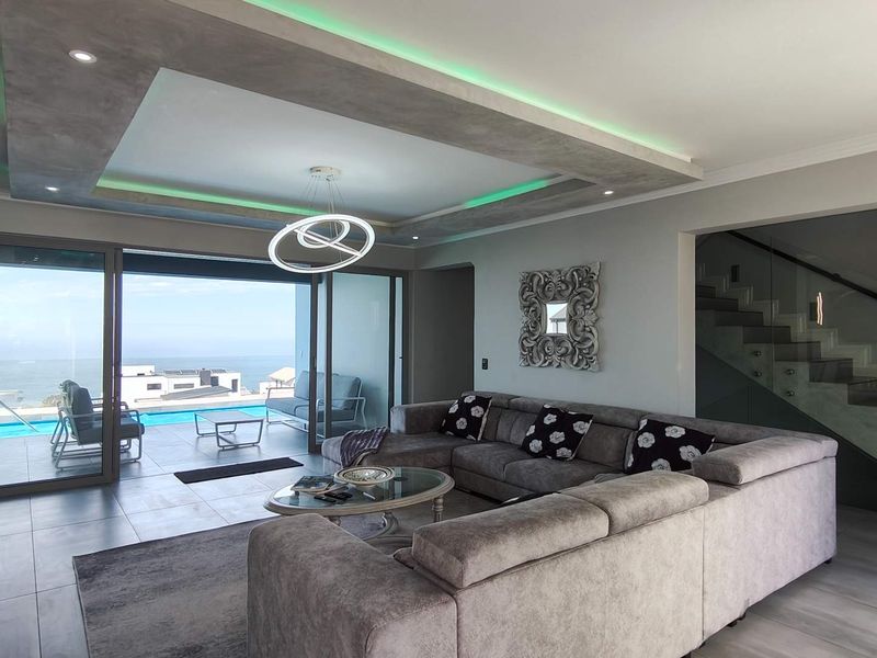 Your Coastal Sanctuary awaits - Photo 6