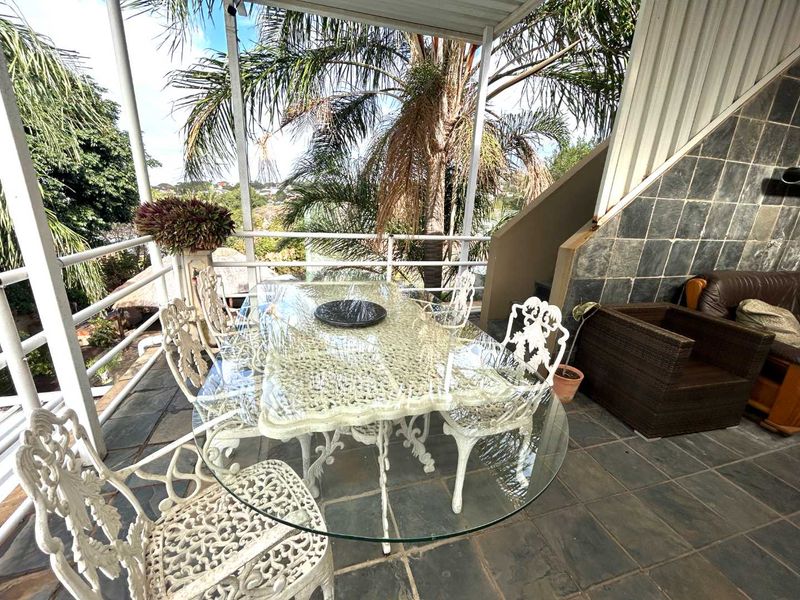 HENDRA - EXCEPTIONAL LARGE HOME WITH VERSATILE OPTIONS - Photo 10