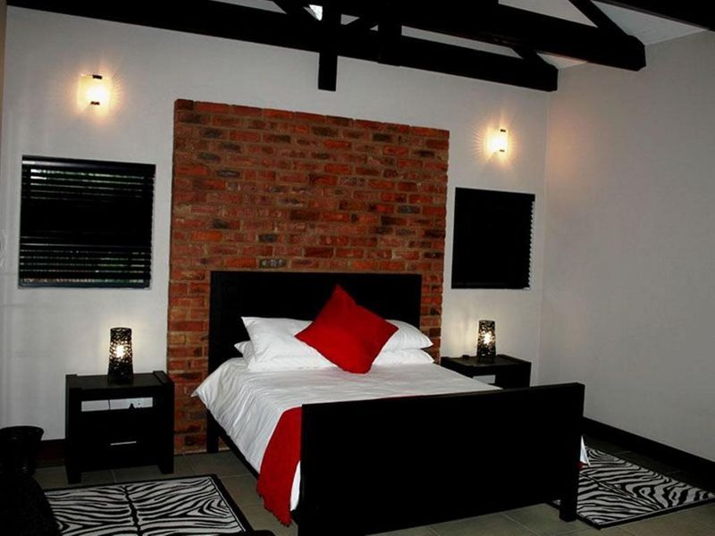 STUNNING 167 HECTARE GAME FARM AND LODGE FOR SALE NEAR BRITS - Photo 4