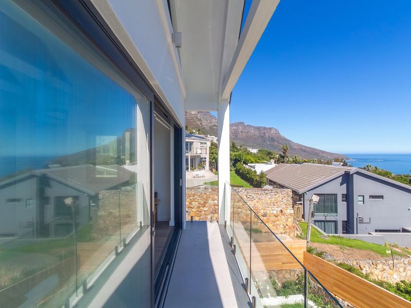 Awe-inspiring - Photo 5