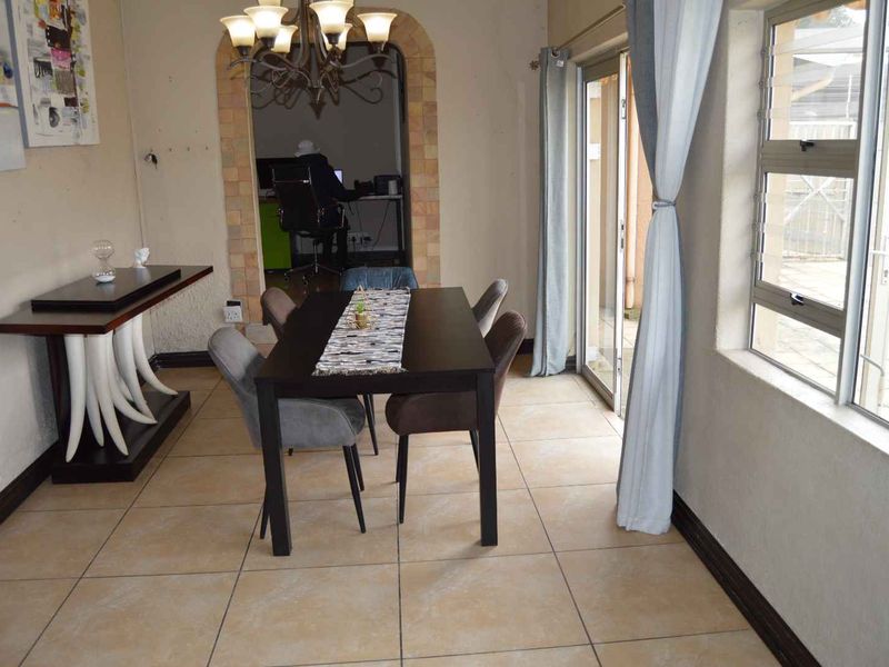 Four Bedroom Family Home For Sale in Brackendowns - Photo 10