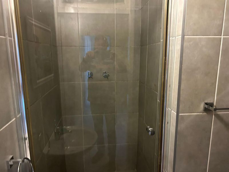 One bedroom flat to rent NOT PET FRIENDLY - Photo 8