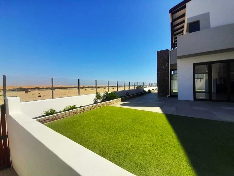 DUNEVIEW MANSION IN PERFECT AREA WITH UNINTERUPTED DUNEVIEWS!! - Photo 9