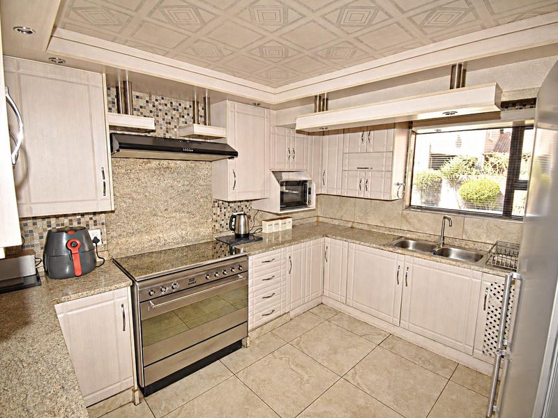 4-Bedroom Home in a Secure Estate - Photo 10