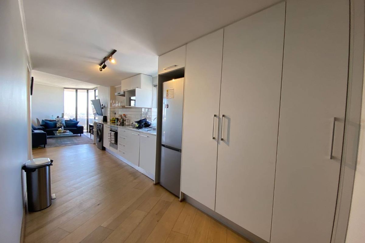 Where Lifestyle Meets Smart Returns - Photo 4