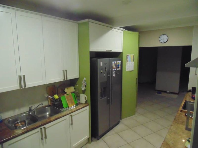 Beautiful House For Sale - Swakopmund - Photo 9