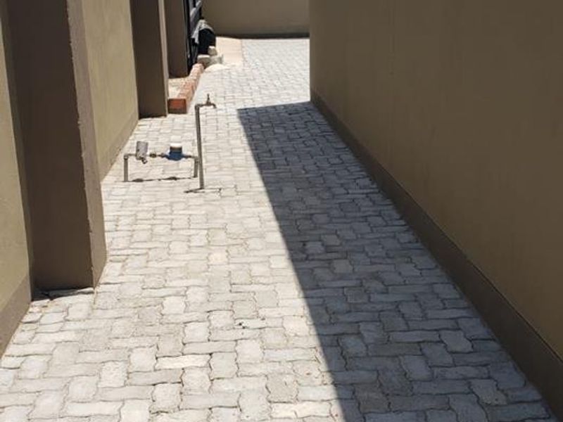 HOUSE FOR SALE IN DONKERHOEK, RUNDU - Photo 5