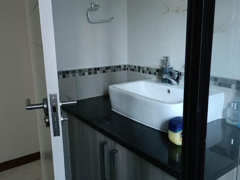 2 Bedroom Townhouse, perfect for investor/newly wed couple or a retiree/retired couple - Photo 10