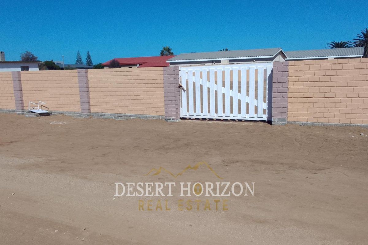 HENTIES BAY CENTRAL AREA | VACANT ERF FOR SALE - Photo 2