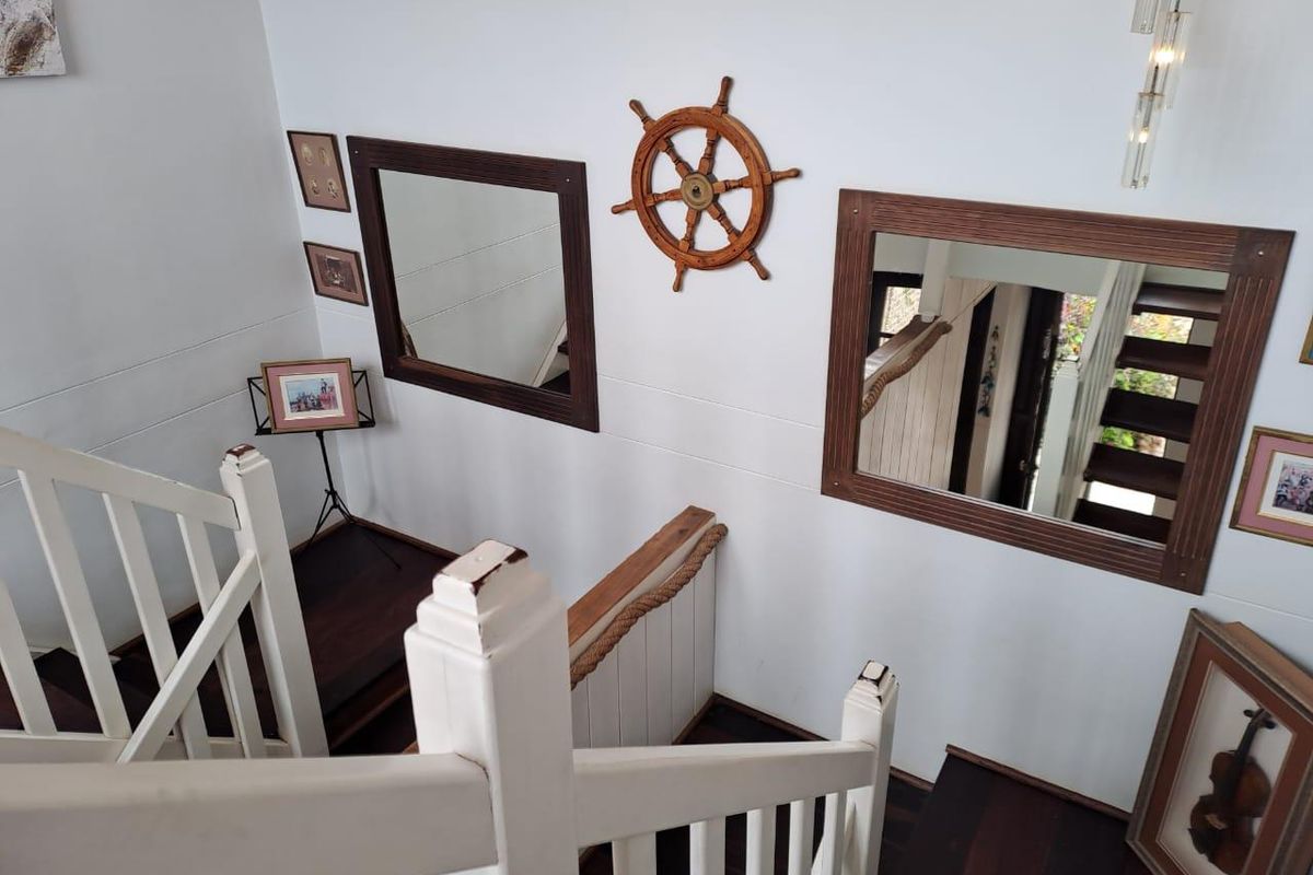 Dream Beach House in Swakopmund: Coastal Luxury Meets Family Comfort - Photo 5