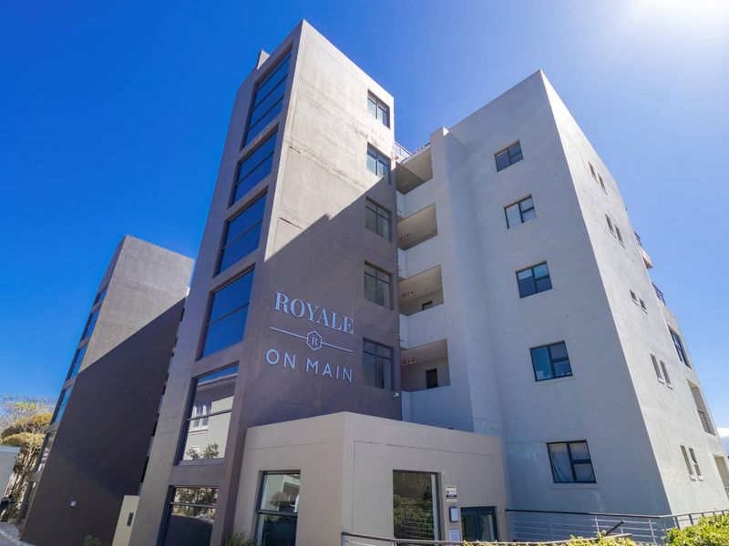 North-facing Modern Apartment With Views & Pooldeck! - Photo 3