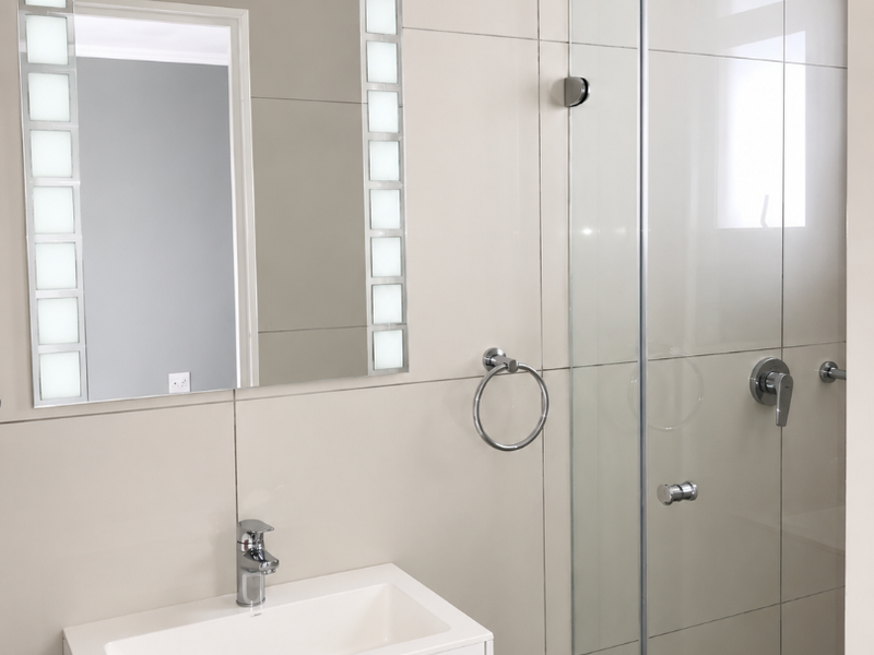 Modern 2 Bedroom/ 2 Bathroom Apartment for Sale - Photo 5