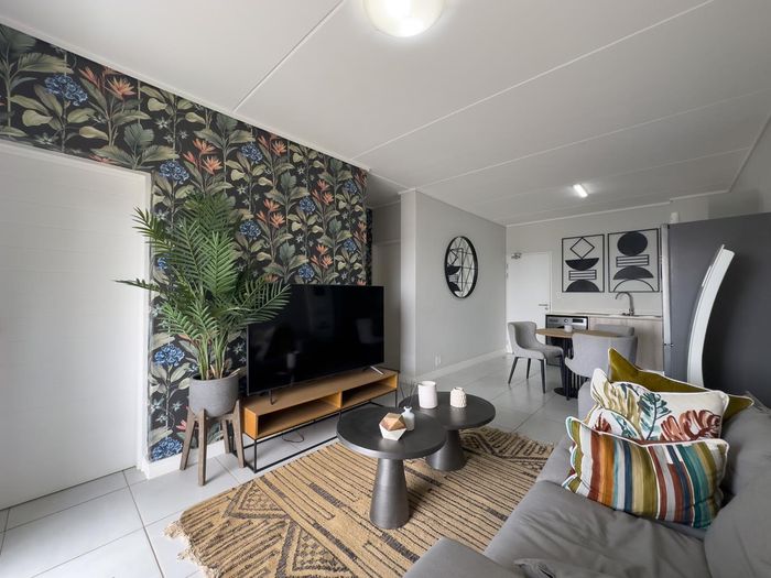 Property #2218248, Apartment Rental Monthly in Mooikloof Glen