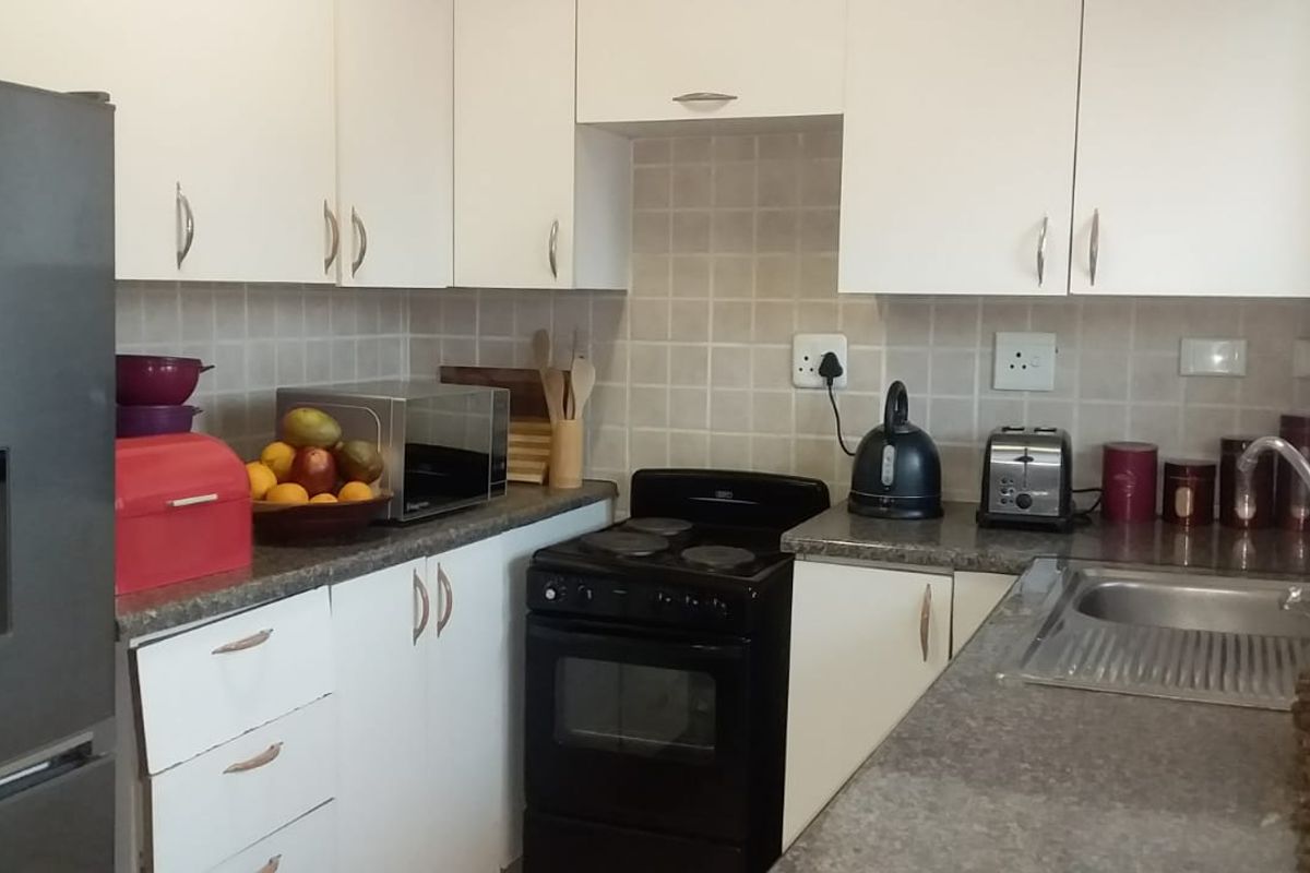 A MODERN APARTMENT - Photo 2