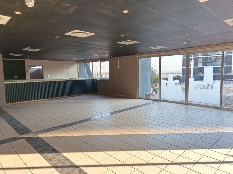 Premium Office Space | 9,193 m2 | Net Rental: R85/m2 | Operational Costs: R12/m2 Secure an exceptional commercial opportunity with this expansive 9,193 m2 - Photo 3
