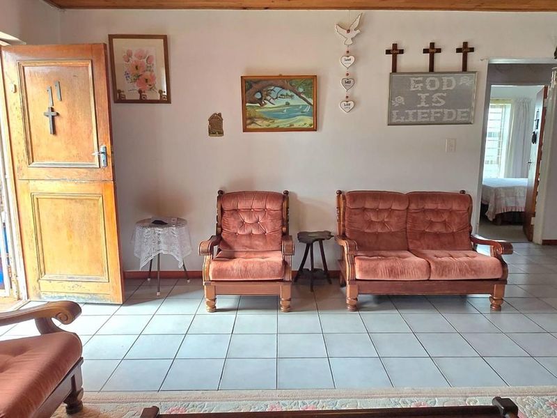 Fabulous in Franskraal - low-maintenance forever home! - Photo 7