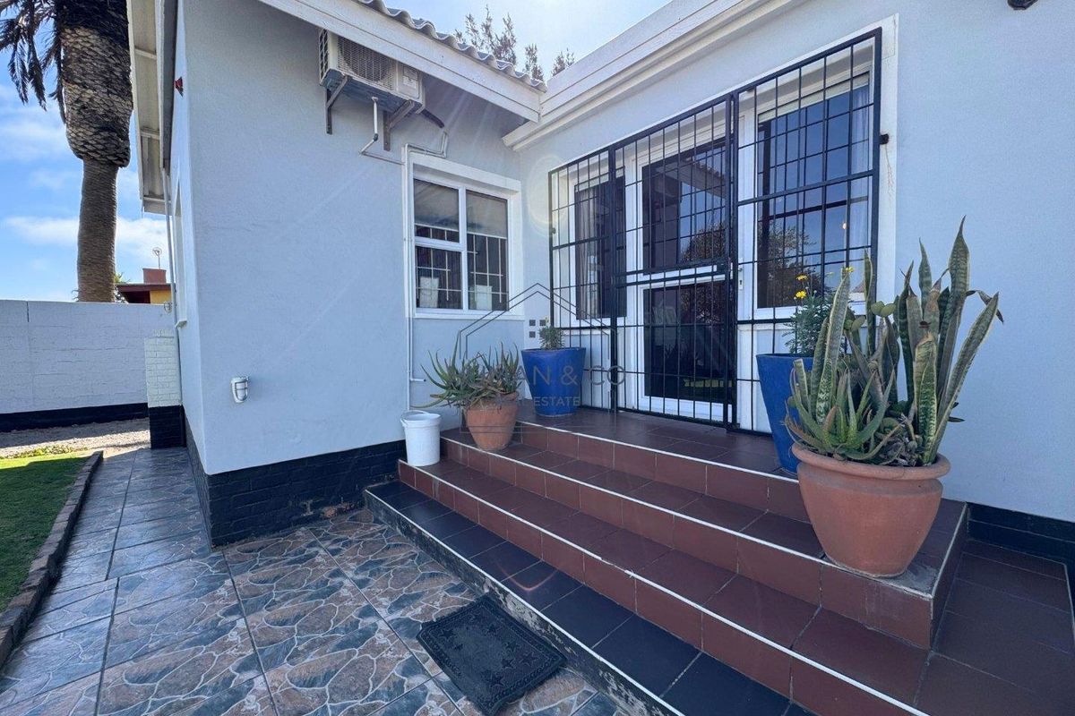 Hidden Gem for Sale in the Lagoon Area! - Photo 3