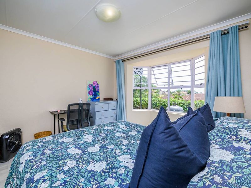 Lock up and go with Sea Views in Prime Durban North! - Photo 8